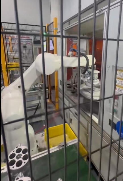 机器人上下料视频1